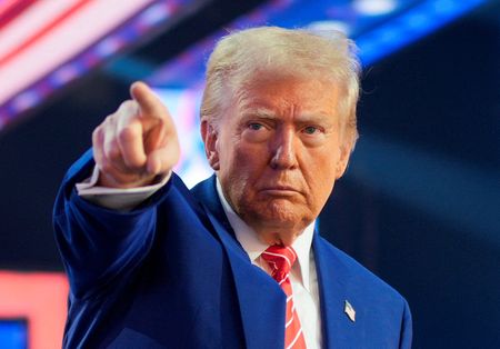 O presidente eleito dos EUA, Donald Trump, em Phoenix, Arizona, EUA